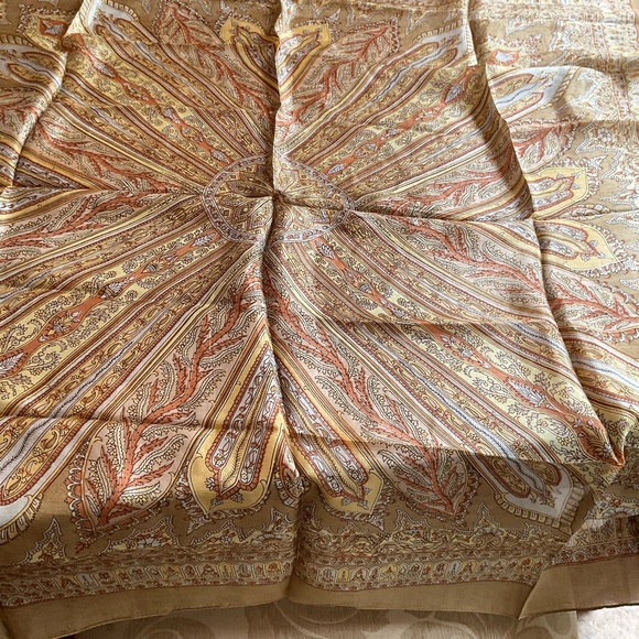 Prince Silks Accessories - PRINCE SILKS 100% Silk Scarf - Made in Kashmir Gorgeous Fall Colors 40 x 40” NWT